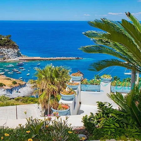 Bluponza Case Vacanza Avalon Casa de Férias