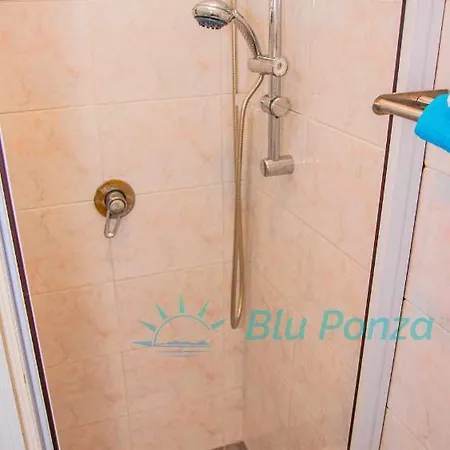 Bluponza Case Vacanza Avalon *